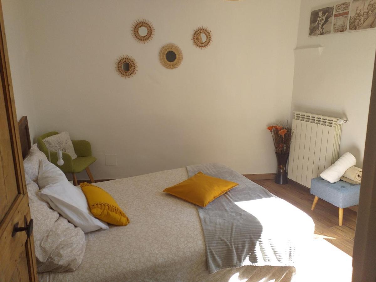 Deux M Bed & Breakfast Villes-sur-Auzon Ngoại thất bức ảnh